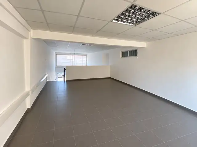 Commercial space / shop, Επαρχία Λεμεσού — Λεμεσός - Ομόνοια - 3