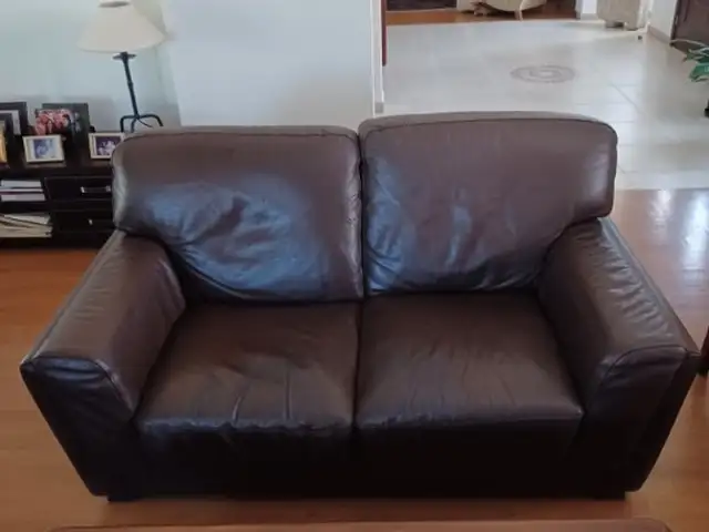 Genuine used Leather double seater couch, Limassol — Agios Athanasios
