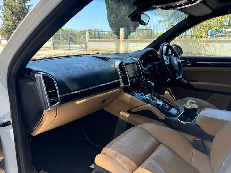 2014 Porsche Cayenne 3,0L 2014 Cyprus