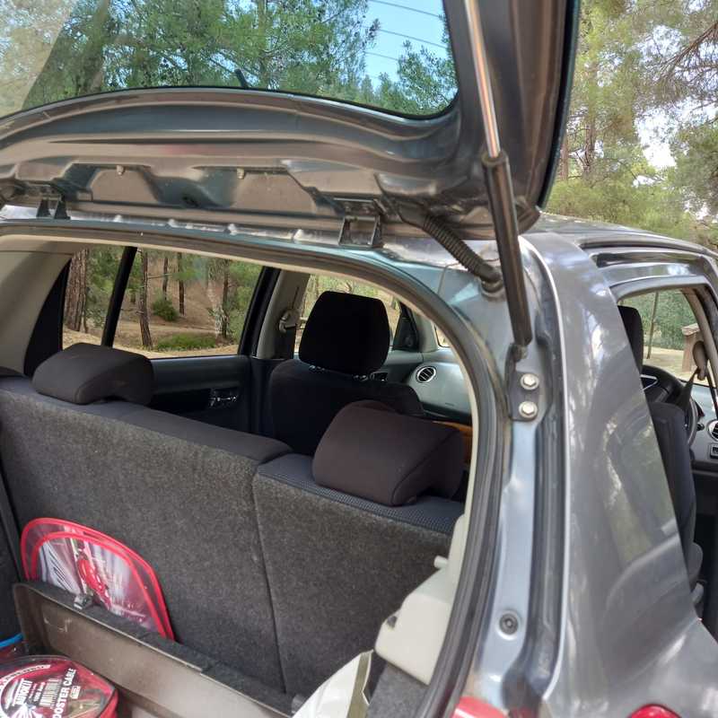 2006 Suzuki Saloon 1,2L 2006 Cyprus