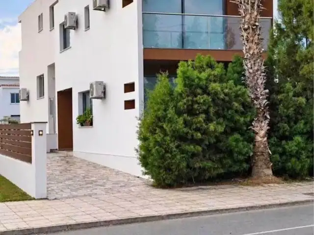 2-bedroom maisonette to rent, Επαρχία Πάφου — Έμπα