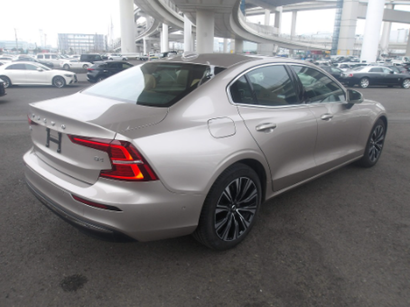 2023 Volvo S60 2,0L 2023 Cyprus