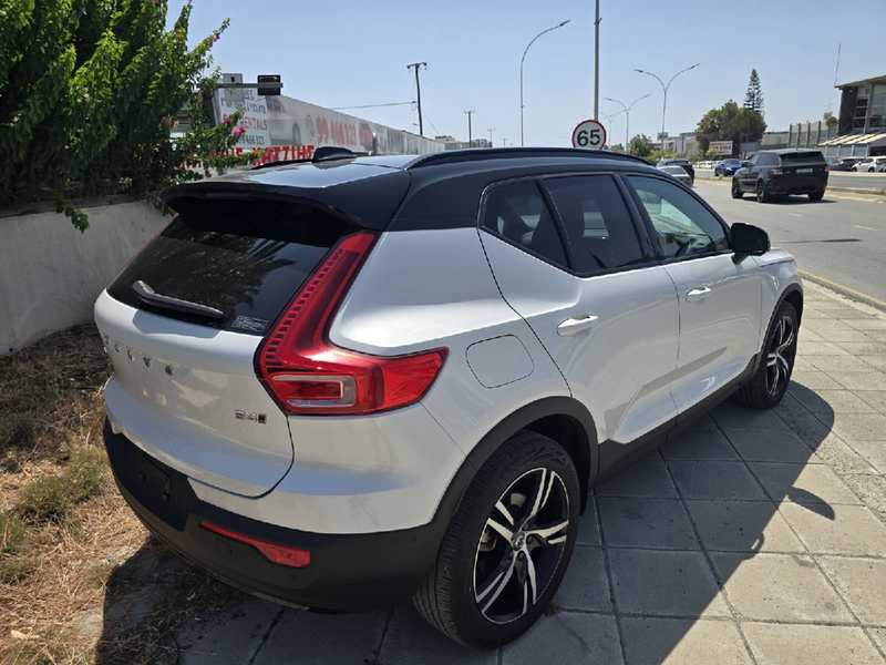 2022 Volvo XC40 2,0L 2022 Cyprus