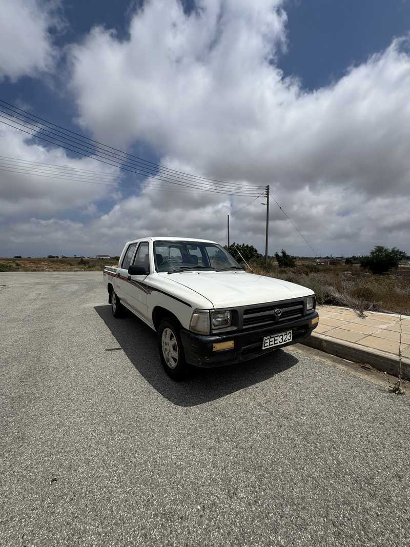 1997 Toyota Hilux 2,4L 1997 Cyprus