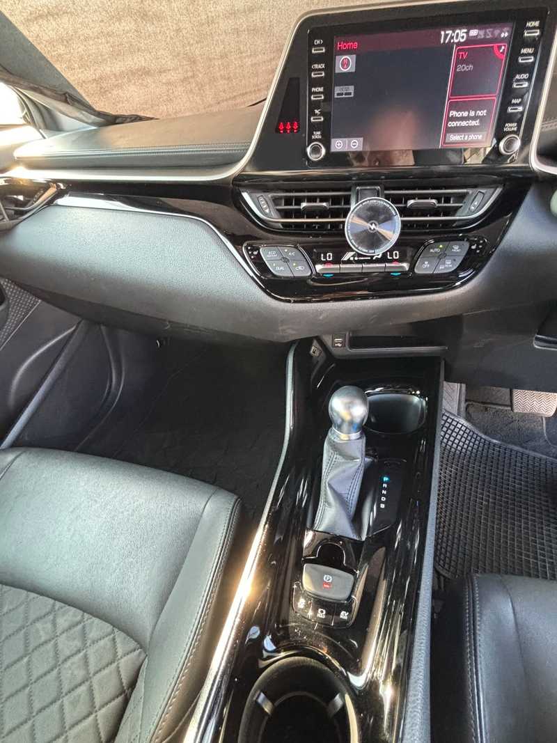 2022 Toyota C-HR 1,8L 2022 Cyprus