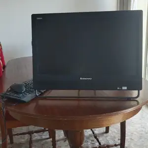 Lenovo thinkcentre m93z pc, Limassol — Limassol - Mesa Geitonia