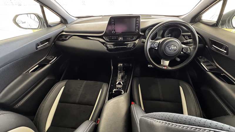 2022 Toyota C-HR 1,8L 2022 Cyprus