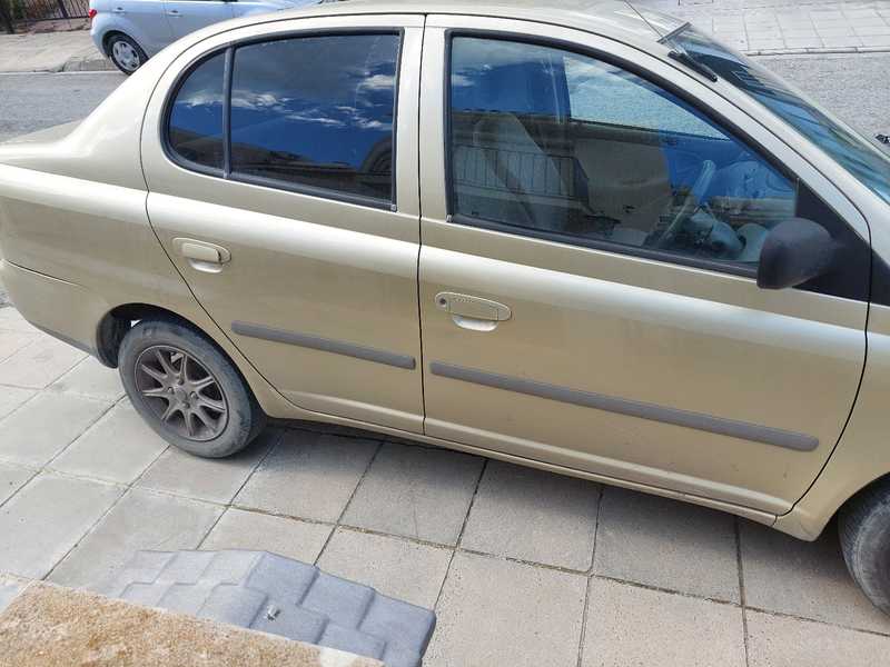 2000 Toyota Platz 1,3L 2000 Cyprus