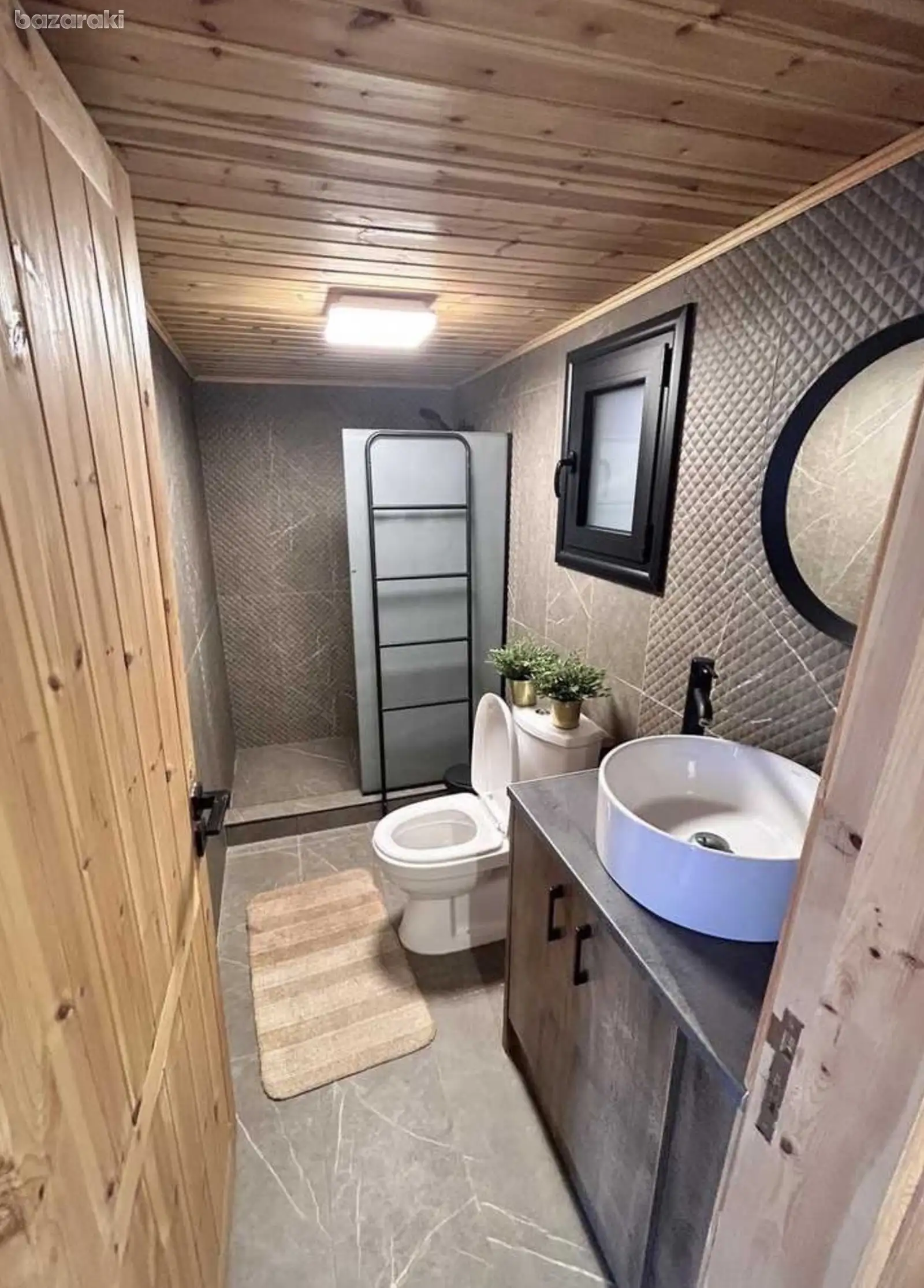House, 1 bedroom — 11