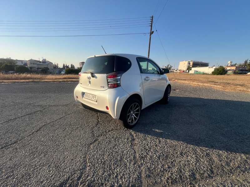 2010 Toyota IQ 1,3L 2010 Cyprus
