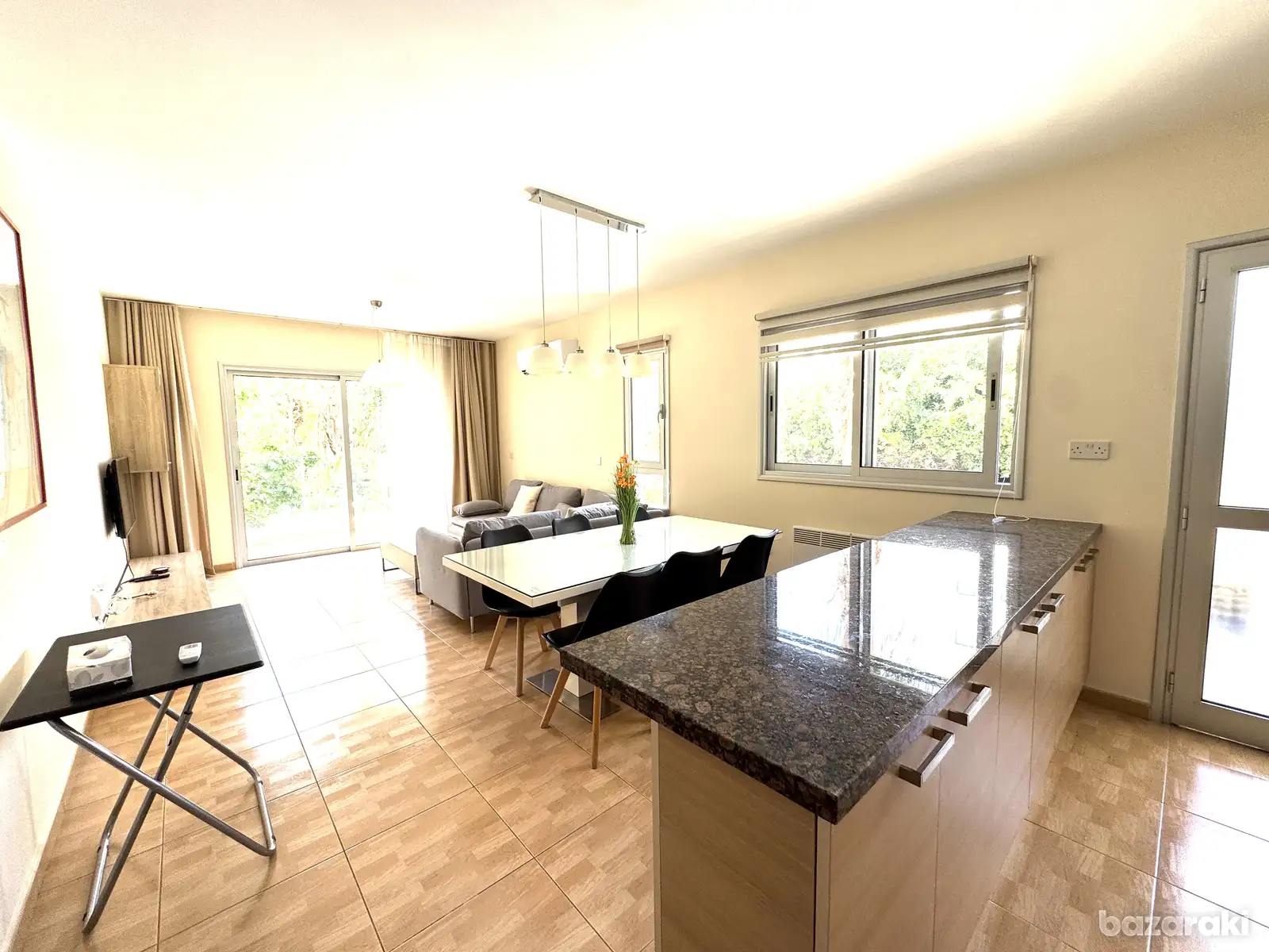 Apartment, 3 bedrooms — 2
