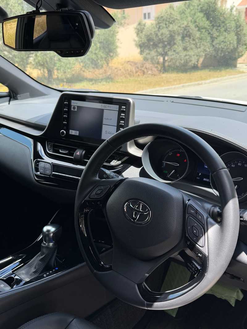 2022 Toyota C-HR 1,8L 2022 Cyprus