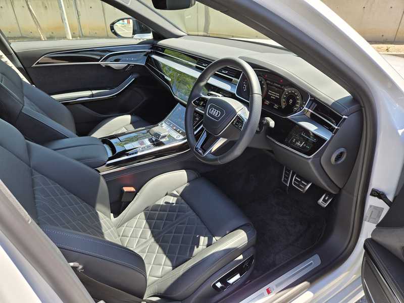 2022 Audi A8 4,0L 2022 Cyprus