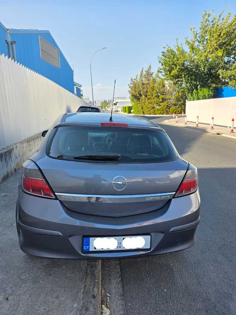 2006 Opel, Vauxhall Astra 1,6L 2006 Cyprus
