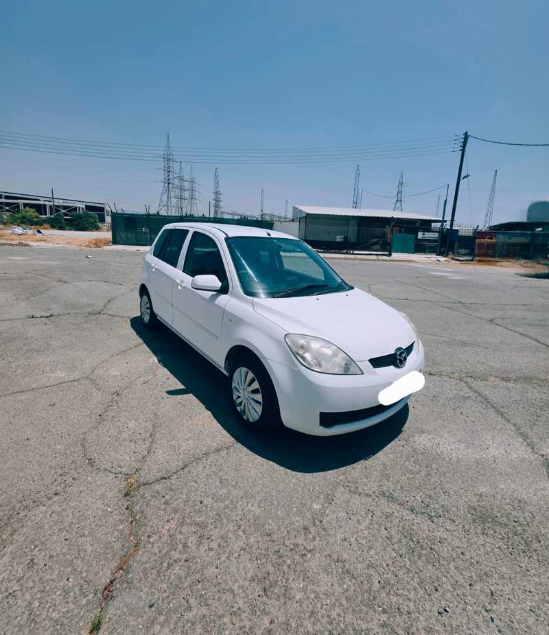 2005 Mazda Demio 1,3L 2005 Cyprus