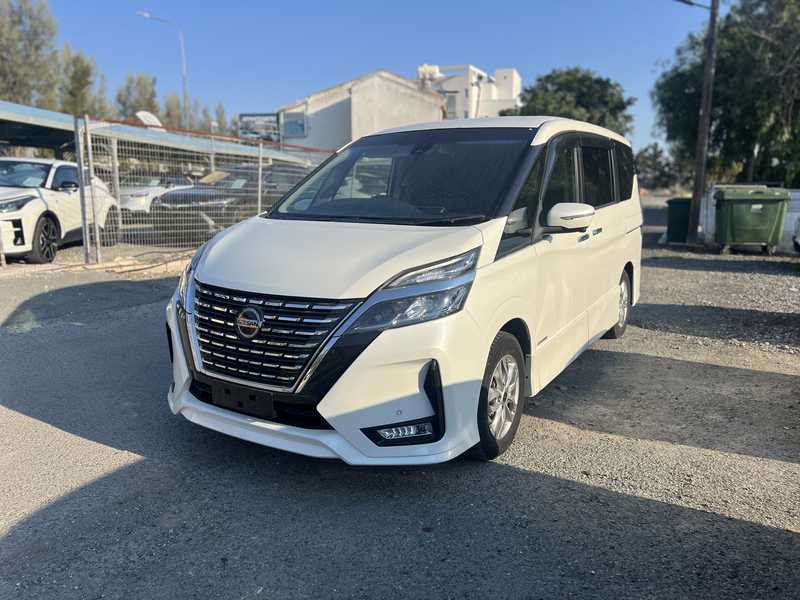 2022 Nissan Serena 2,0L 2022 Cyprus