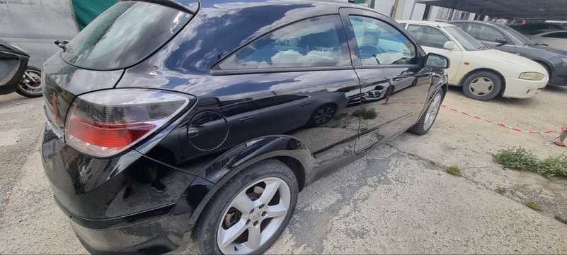 2010 Opel, Vauxhall Astra 1,6L 2010 Cyprus