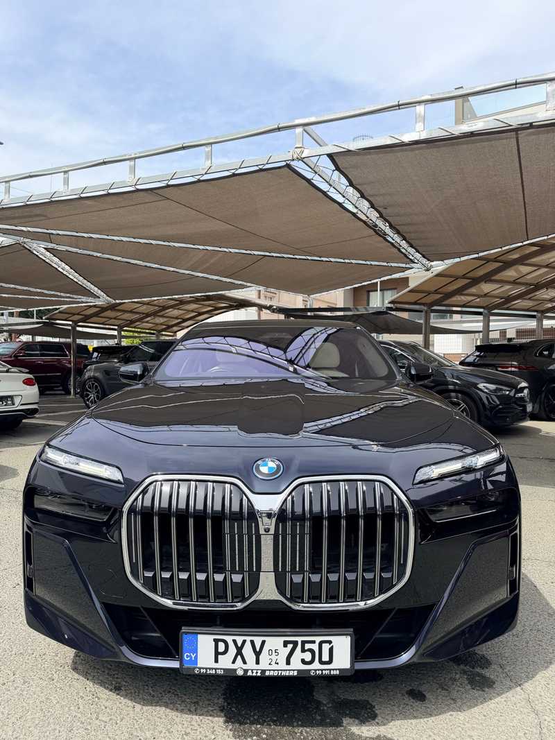 BMW 7-Series 3,0L 2024
