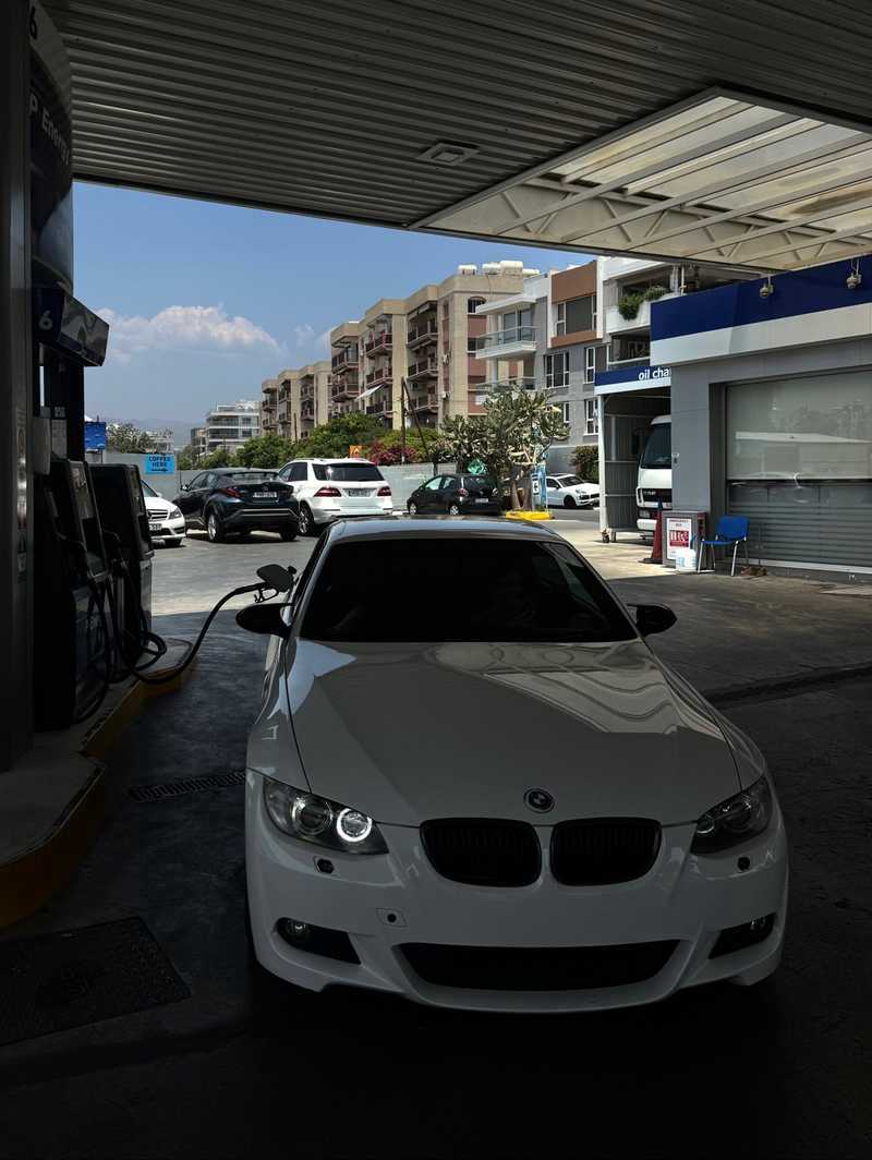 BMW 3-Series 2,0L 2009