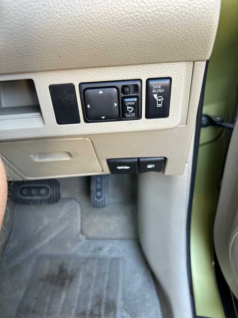 2005 Nissan Tiida 1,5L 2005 Cyprus