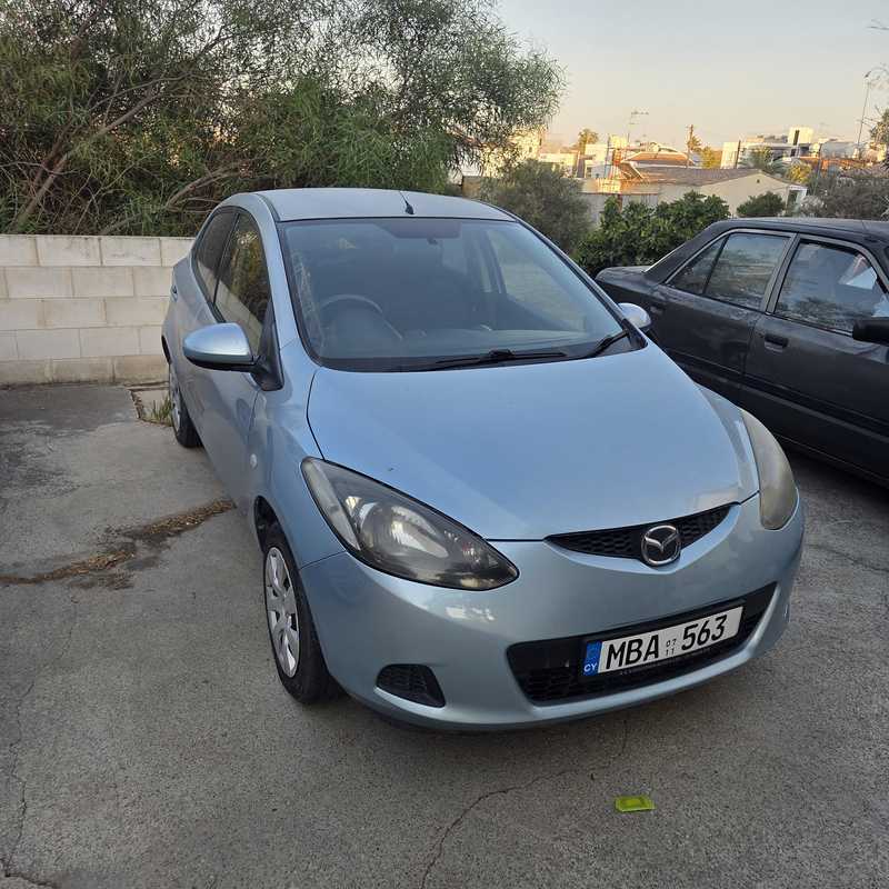 Mazda Demio 1,3L 2011