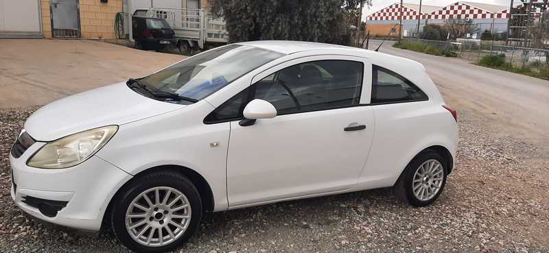 Opel, Vauxhall Corsa 1,2L 2009