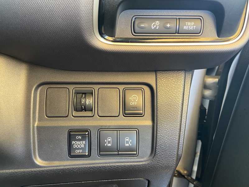 2022 Nissan Serena 2,0L 2022 Cyprus