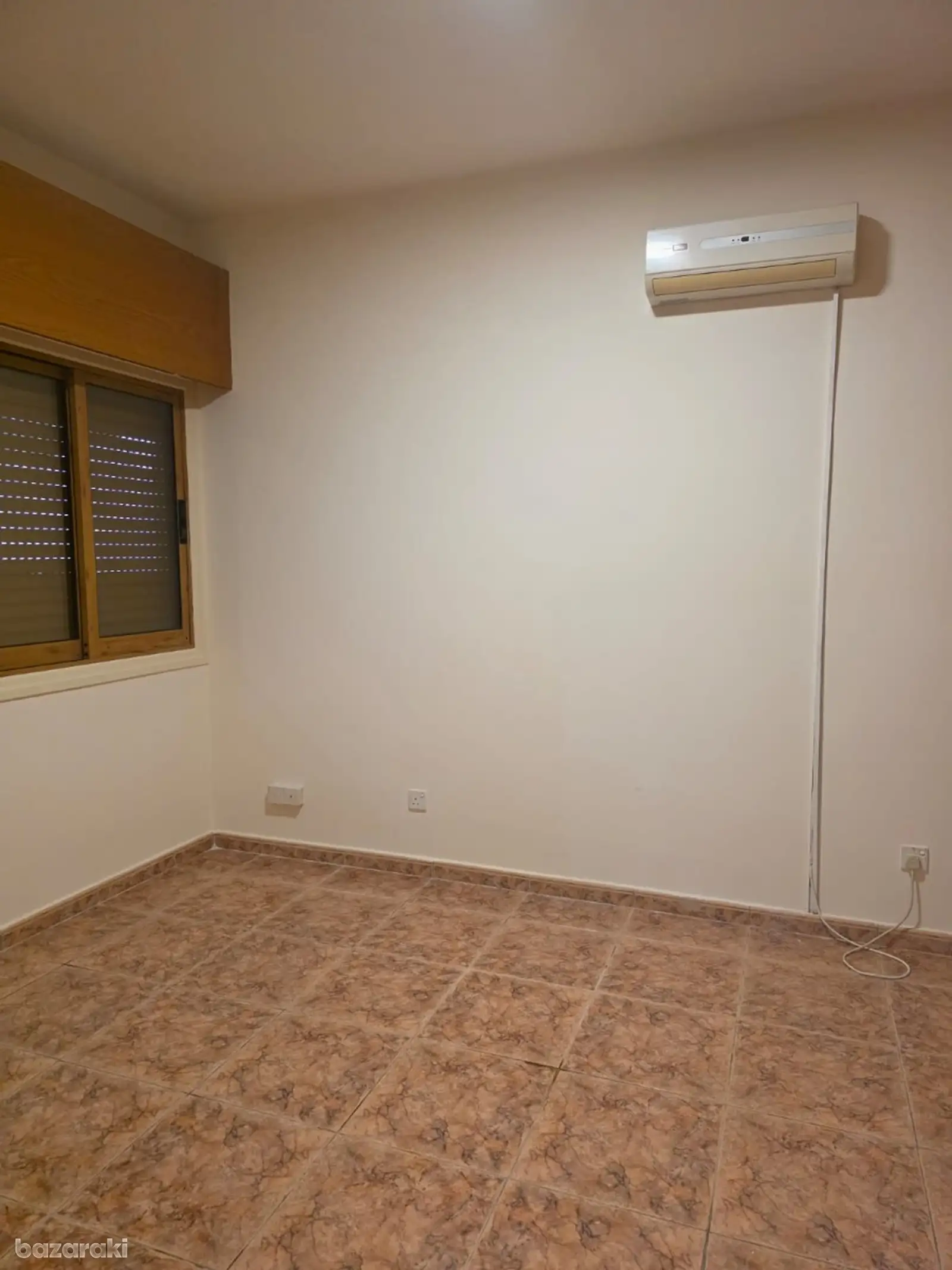 House, 3 bedrooms — 3