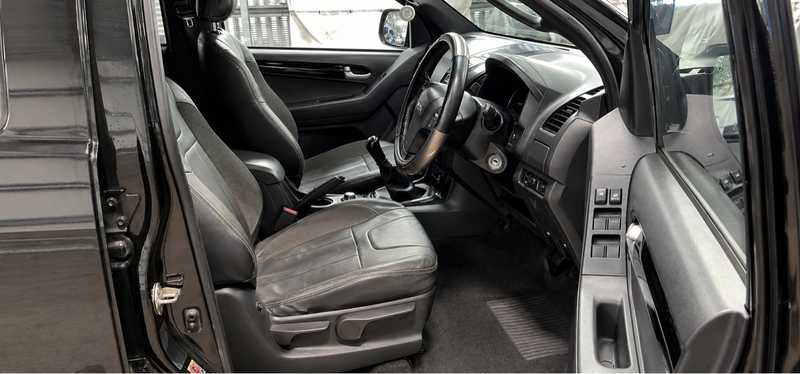 2016 Isuzu D-MAX 2,5L 2016 Cyprus