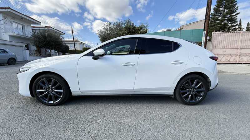 2024 Mazda 3 1,8L 2024 Cyprus