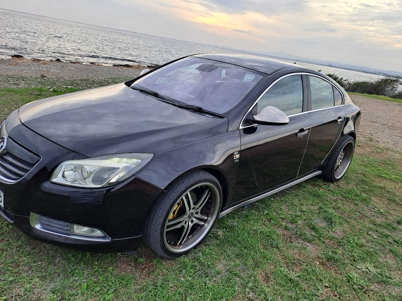2009 Opel, Vauxhall Insignia 2,0L 2009 Cyprus