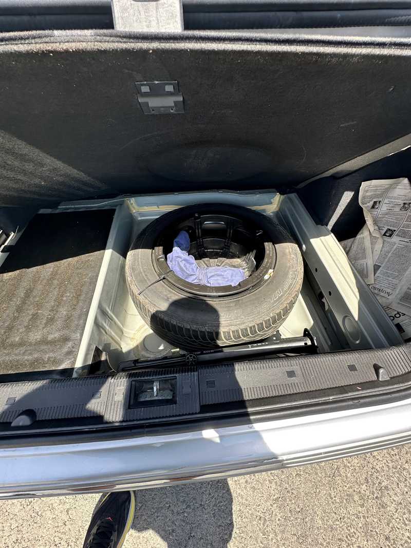 2003 Mercedes-Benz E-Class 2,0L 2003 Cyprus
