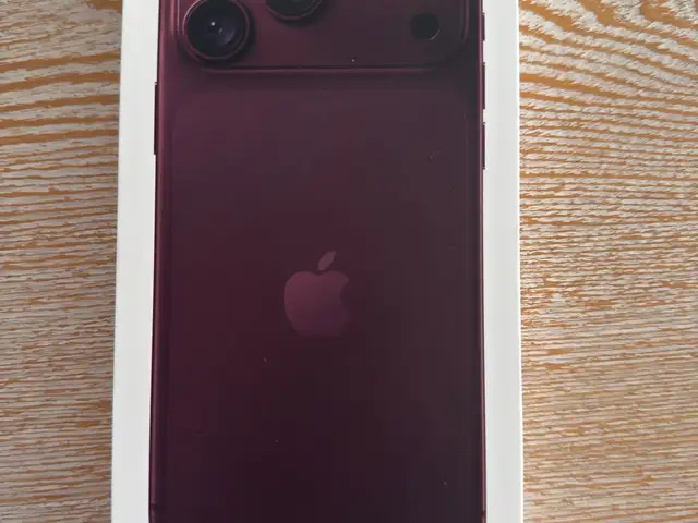 Apple iphone 18 pro max 512gb burgundy, Επαρχία Λάρνακας — Ορόκλινη