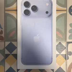 Apple iphone 18 pro max 512gb glacier brand new with 2 years warranty, Nicosia — Nicosia - Ag. Antonios