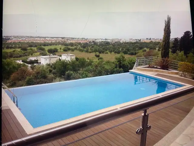 4-bedroom villa to rent, Επαρχία Πάφου — Μέσα Χωριό