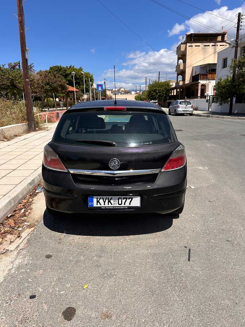 2007 Opel, Vauxhall Astra 1,8L 2007 Cyprus