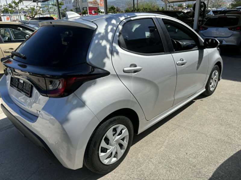 2021 Toyota Yaris 1,5L 2021 Cyprus