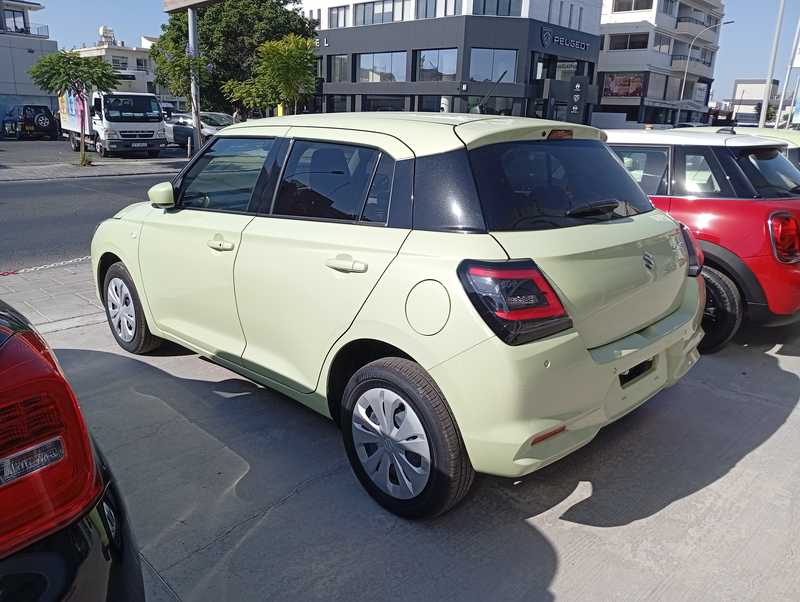 2023 Suzuki Swift 1,2L 2023 Cyprus