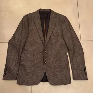 Casual jacket, Επαρχία Λεμεσού — Λεμεσός - Νεάπολη