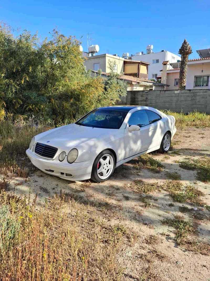 Mercedes-Benz CLK-Class 2,0L 2001