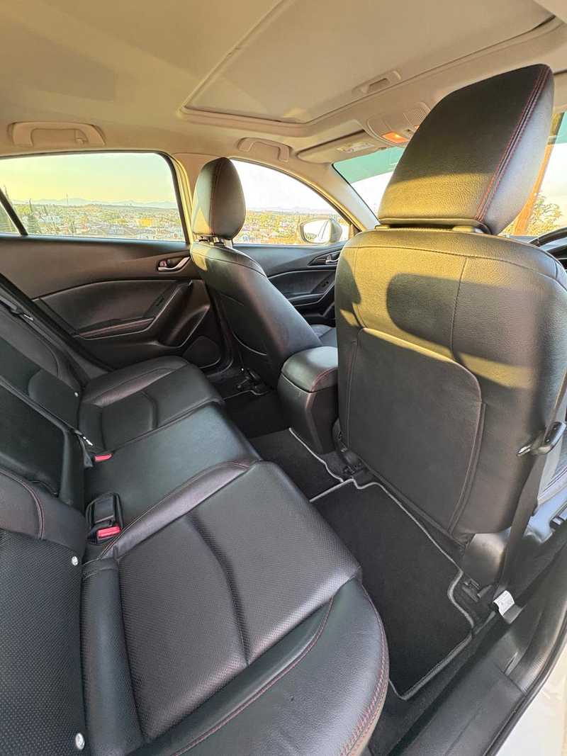 2015 Mazda 3 1,5L 2015 Cyprus