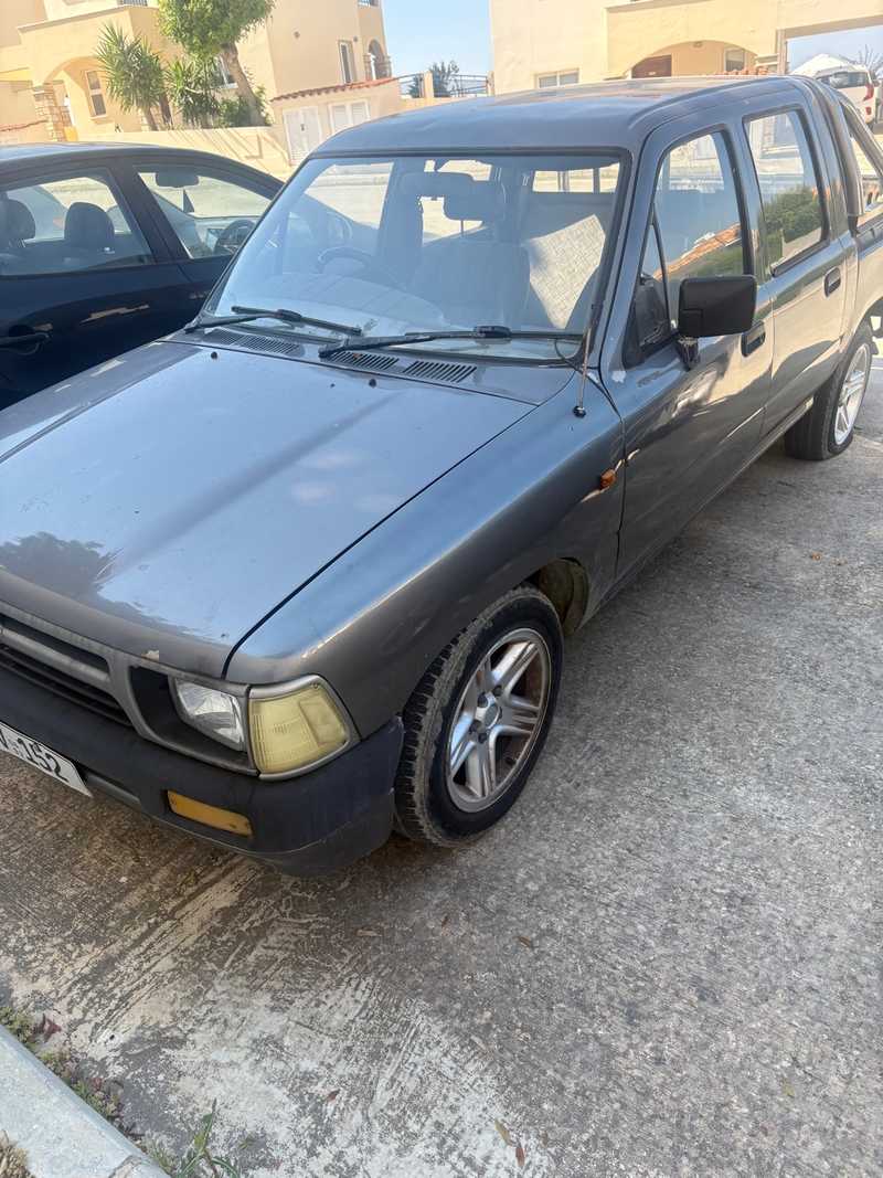 1992 Toyota Hilux 2,4L 1992 Cyprus