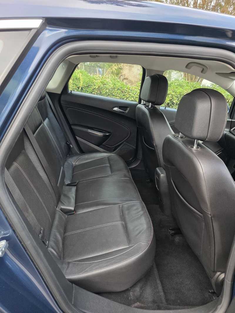 2011 Opel, Vauxhall Astra 1,9L 2011 Cyprus