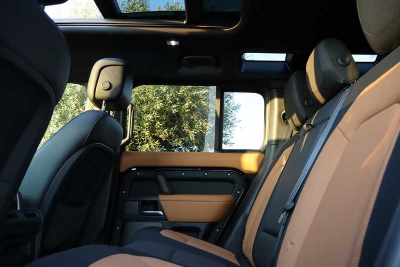 2023 Land Rover Defender 3,0L 2023 Cyprus