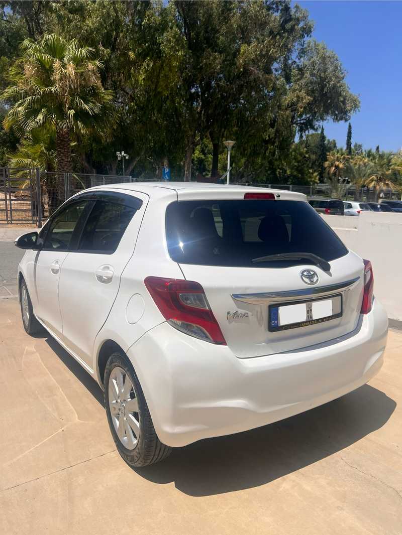 2014 Toyota Vitz 1,3L 2014 Cyprus