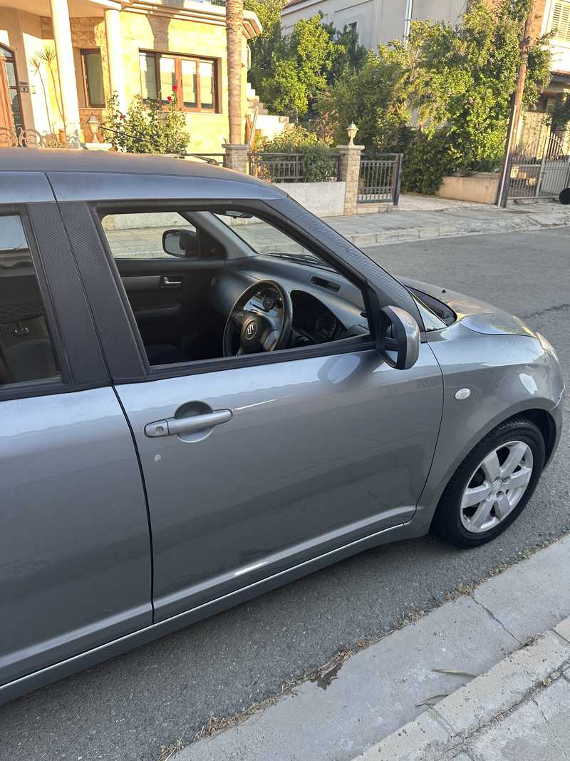 2009 Suzuki Swift 1,3L 2009 Cyprus
