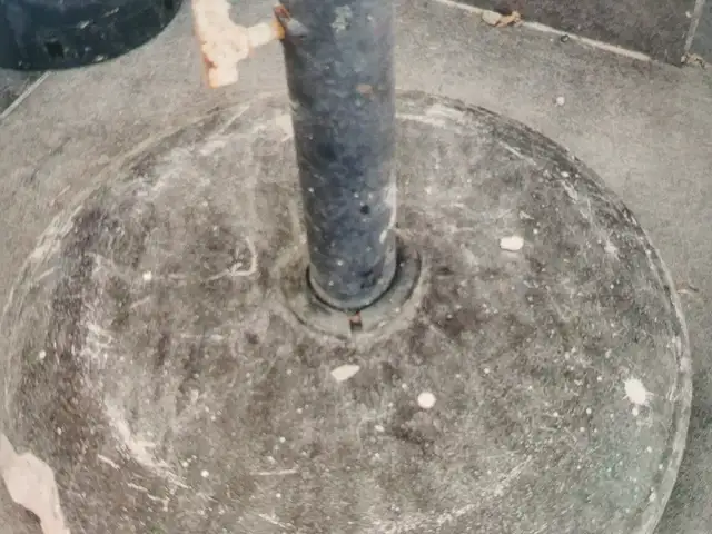 Garden parasol base, Limassol — Kato Polemidia