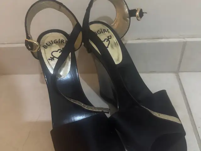 Blugirl blumarine, Επαρχία Λευκωσίας — Λευκωσία - Άγιος Αντώνιος