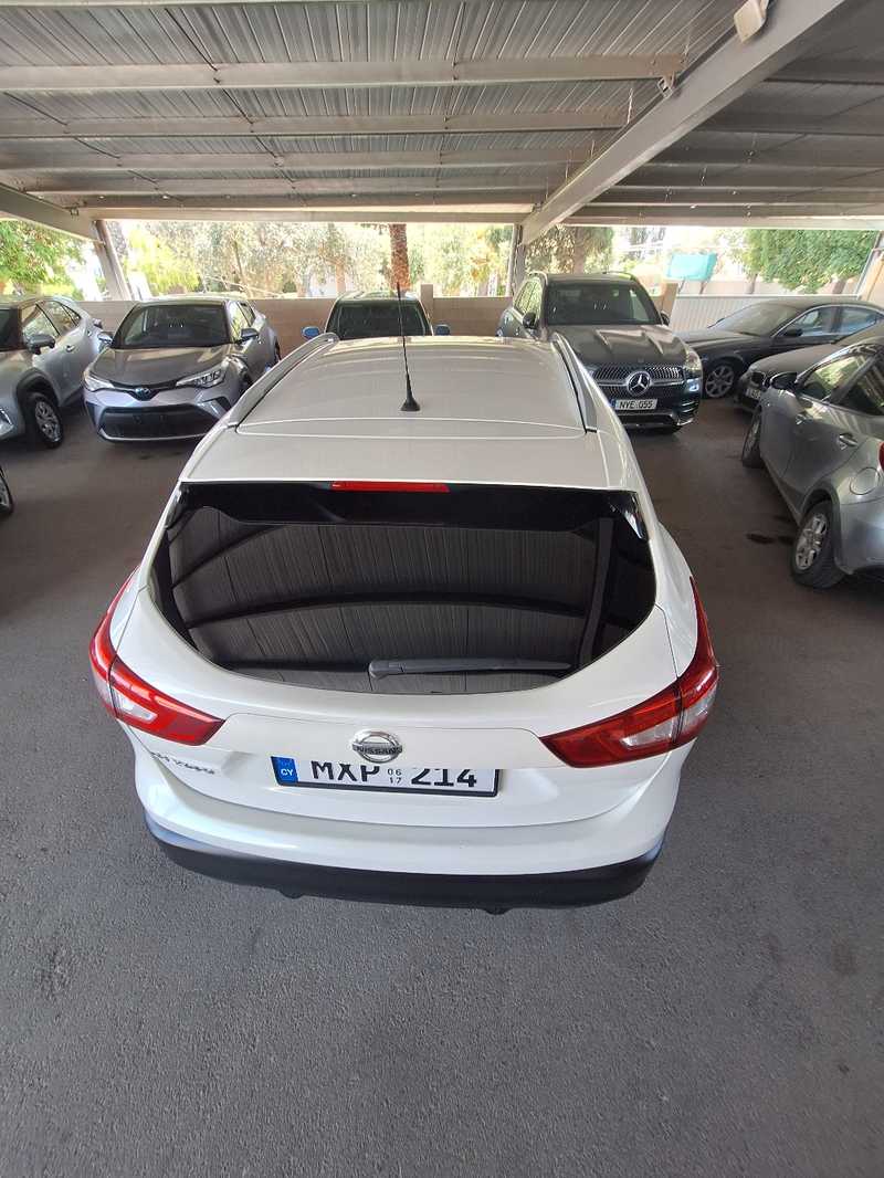 2017 Nissan Qashqai 1,2L 2017 Cyprus