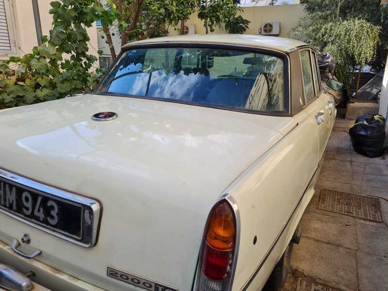 1974 Cars Rover 2,0L 1974 Cyprus
